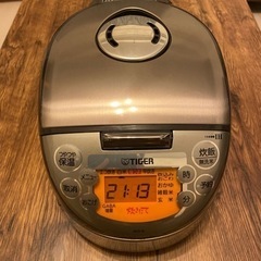 TIGER製炊飯器　JKO-G