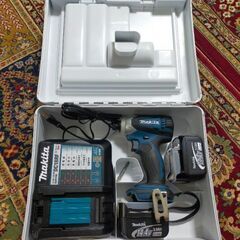 マキタ　インパクトドライバー 　