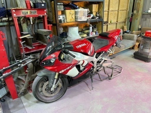 ヤマハ yzf-r1
