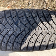 215/60R16 95H  ファルケン　スタッドレスタイヤセット