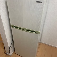 【2015年製】エラヴィタックス冷蔵庫(138L)