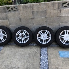 値下げしました。４本セット　スタッドレスタイヤ15インチ　ほぼ2019年製