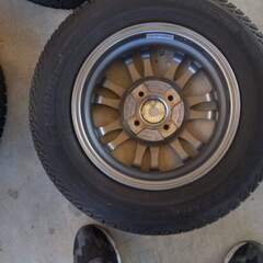 スタッドレスタイヤ、145-80R13ワンシーズン使用、格安!!