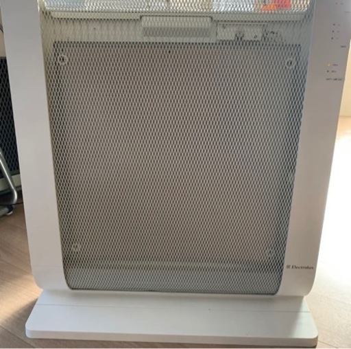 Electrolux EPH912 遠赤外線パネルヒーター