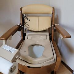 【美品】介護ポータブルトイレ