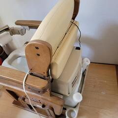 【美品】介護ポータブルトイレ
