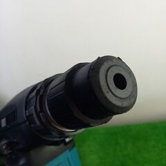 マキタ HR3011FC 30mmハンマドリル【野田愛宕店】【店頭取引限定】【中古】管理番号：ITHBNH7HMST2 マキタ HR3011FC 30mmハンマドリル【野田愛宕店】【店頭取引限定