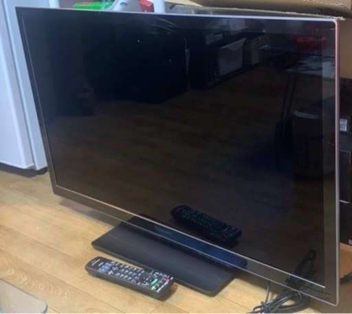 37インチ Panasonic 3D VIERA 地デジテレビ TH-L37DT3