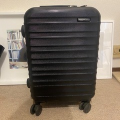 Amazon Basics スーツケース機内持ち込み可