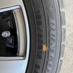 受渡者決定❗️185/60R15  スタッドレスタイヤセット