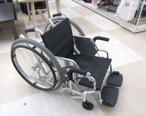 日進医療器株式会社 座席昇降機能付き 車椅子 トライメイトN 日進医療