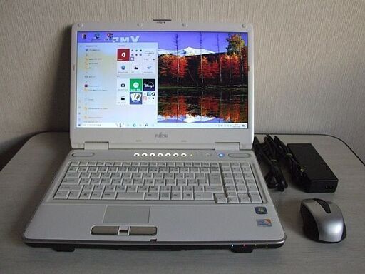 高速SSD240GB搭載　Fujitsu FMV-BIBLO NF/E70 ノートパソコン　(4004)