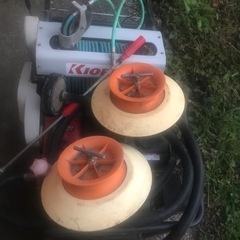 共立自走式動力噴霧器