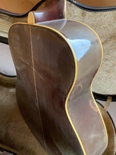 ヤマハ アコースティックギター☆ハードケース付き YAMAHA ヤマハ