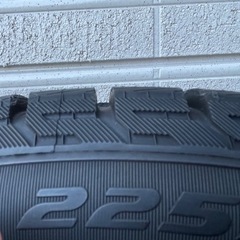 スタッドレスタイヤ　ピレリ　4本