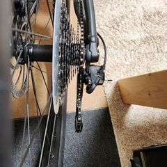 【美品】SPECIALIZED  (スペシャライズド) STUMPJUMPER ALLOY 現行モデル マウンテンバイク MTB + サスペンション用小型空気入れ、タイヤ空気入れ、ABUS鍵、スマホホルダー、マッドガード付き、 Goproマウント、 マグライトマウント