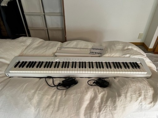 更に大幅値下げ！美品  電子ピアノ プリビア CASIO Privia PX-S1000 綺麗なホワイト