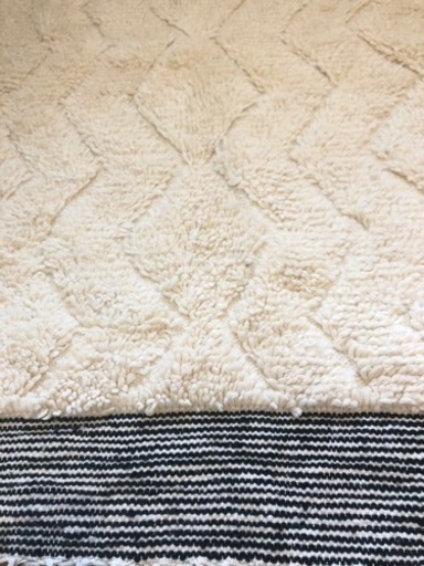 モロッコ直輸入ベニワレンラグ