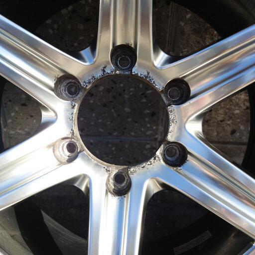 値下げしました。【手渡し希望】ランクル プラドのスタッドレス