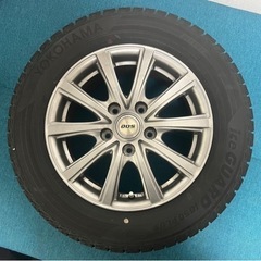 アルミ付きスタッドレスタイヤ １５インチ　１９５／６５Ｒ１５　４...