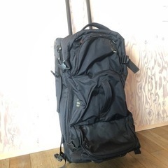 値下げします。DAKINE ダカイン　キャリーケース　中古