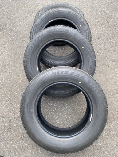 ブリヂストンスタットレス195/65R15 VRX2  4本セット