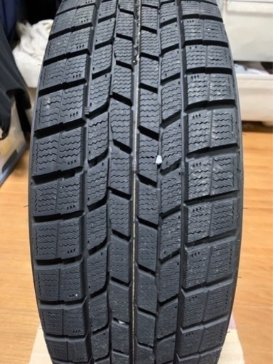 80系トヨタエスクァイア、ノアホイール付スタッドレスタイヤ