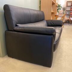 宇都宮でオシャレな家具を探すなら『オトワリバース！』karimoku カリモク ソファ Chitano チターノ Z181 本革 ブラック 中古品