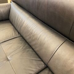 宇都宮でオシャレな家具を探すなら『オトワリバース！』karimoku カリモク ソファ Chitano チターノ Z181 本革 ブラック 中古品