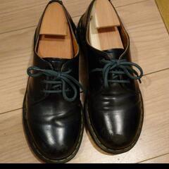 Dr.Martens 3ホール 