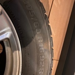 KUMHO 205/60R 16 プリウスa スタッドレスタイヤ ホイール付き
