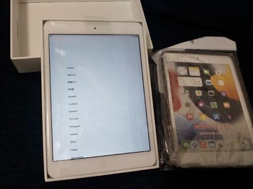 【成約済】iPad mini 2 Wi-Fi モデル 16GB FE279J/A シルバー 本体中古背面薄型TPUケース付