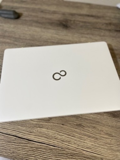 富士通ノートパソコン LIFEBOOK AH