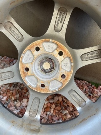 ブリジストン ブリザック 215/60r16  スタッドレス ヴェゼル他