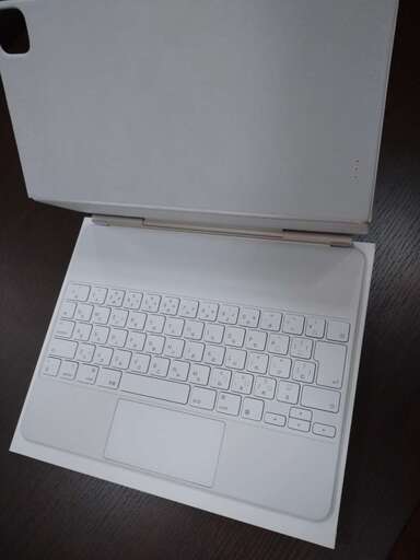 美品 iPad Magic Keyboard セール マジックキーボード 12.9インチ