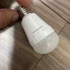 LED電球　パナソニック　e17 電球色　5個セット