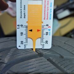 エスティマ　ハイブリッド　AHR20　スタッドレスタイヤ純正ホイール　215/60R17　IG60