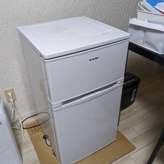 【お取引中】冷蔵庫2ドア アイリスオーヤマ AF81-W  3年使用