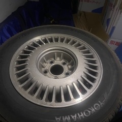 旧車　グロリア　ホイールタイヤ