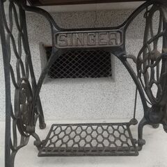 古いシンガーミシン