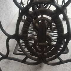 古いシンガーミシン