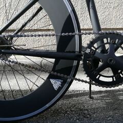 FUNピストシングルスピードクロスバイク２６インチ　ノーパンクタイヤSOUPRA　マットブラック