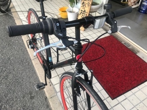 マットブラックのクロス アデル とても綺麗な中古です