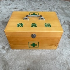 木製 救急箱