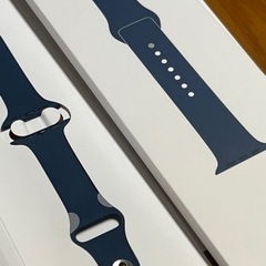 Apple Watch series4 + 新品未使用スポーツバンド