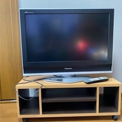 【交渉中】32型テレビとテレビ台