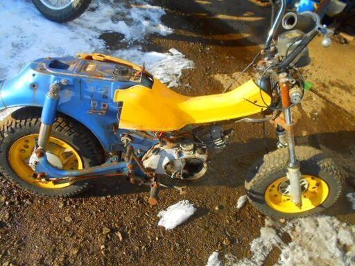 バンバン50書類付きカスタムベースにでもどうぞ。引き取り限定になります。 バンバン50書類付きカスタムベースにでもどうぞ。引き取り限定になります。