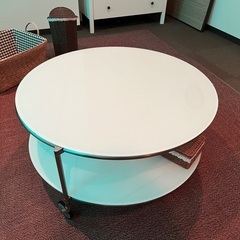 IKEA ガラス製ローテーブル