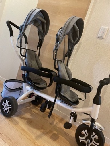 二人乗り三輪車　双子三輪車