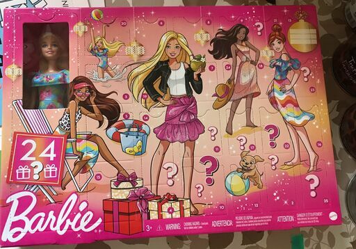 【新品未開封】バービー　Barbie　クリスマス　アドベントカレンダー　人形洋服セット